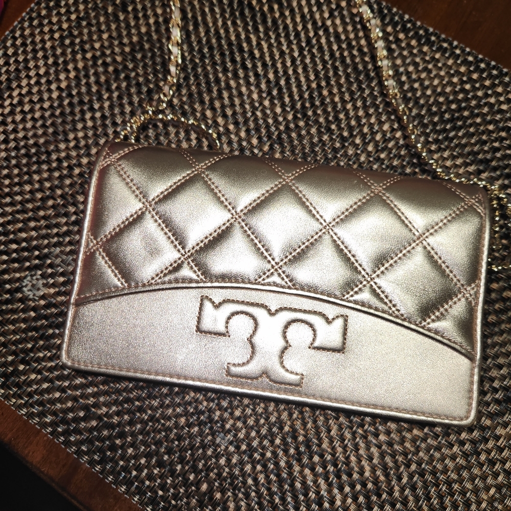Rose Gold Metallic crossbody